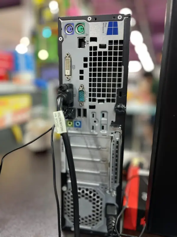 ภาพหน้าปกสินค้าคอมพิวเตอร์เล่นเกมส์ CPU : Intel Core i3 RAM 8 GB HDD 500 GB พร้อมจอ19 นิ้ว ครบขุดพร้อมใช้งาน จากร้าน บจก โซดาปริ้นแอนด์คอม จำกัด บน Lazada
