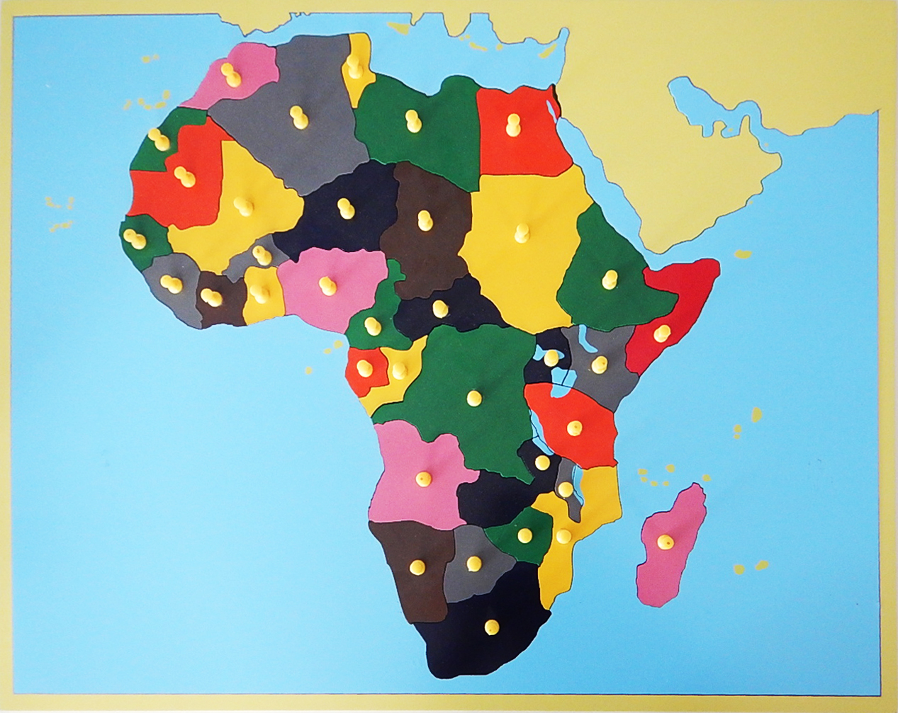 Montessori - แผ่นต่อภาพแผนที่แอฟริกา (Puzzle  Map : Africa)
