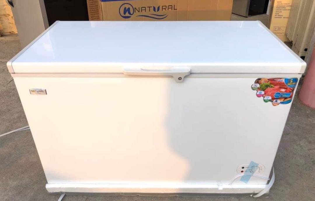 Natural Freezer and Fridge ตู้แช่แข็งและแช่เย็น ฝาทึบ  12.4Q or 350 Liter (NFTG-4418) สินค้าใหม่ค้างสต๊อก