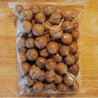 Macadamia Nut (500 g) ถั่วแมคคาเดเมียอบ ถั่วแมคาเดเมีย (500 กรัม) ชนิดมีเปลือก แถมแผ่นเหล็กแกะเปลือก พร้อมรับประทาน แบ่งขาย แพ็คเอง