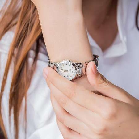 Casio SHN-4019DP-4A Womens Sprinkled Bezel Metal Fashion Pink Dial Watch Casio SHN-4019DP-4A Womens Sprinkled Bezel Metal Fashion Pink Dial Watch