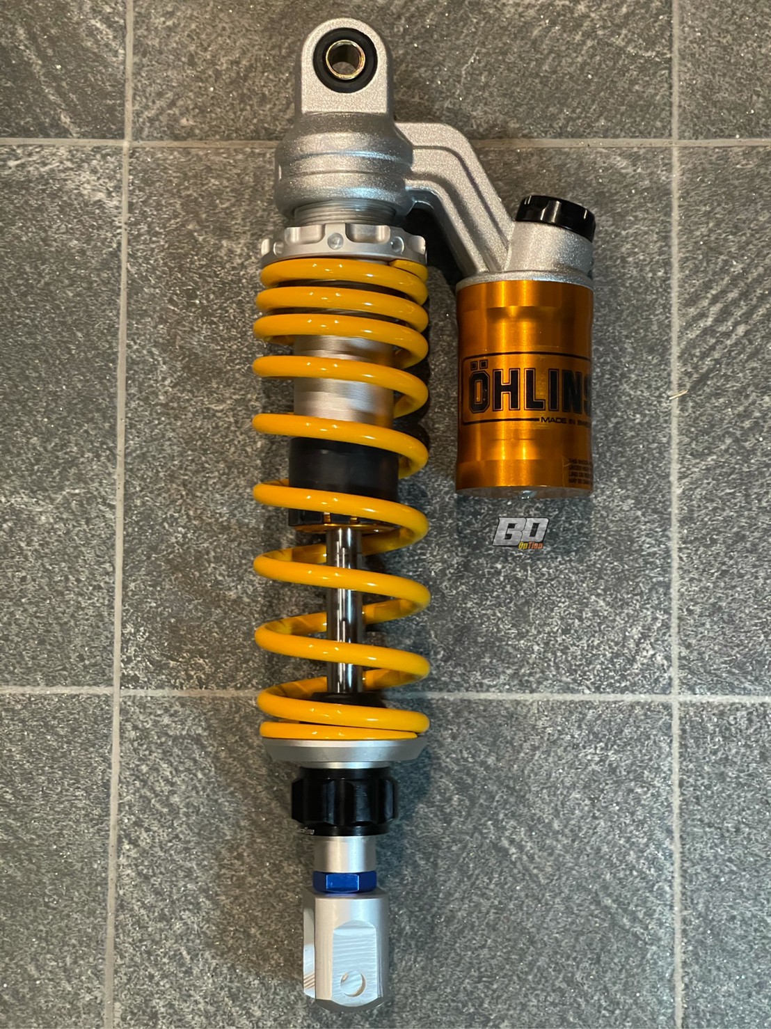 โช๊คหลัง โอริน Ohlins ข้างเดียว สำหรับรถออโต้ Mio Fino Qbix Filano อื่นๆ ปรับสปิงได้ สปิงห่าง งานไทย ซีนแท้