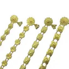ภาพขนาดย่อของสินค้าVintage jewelry antique jewelry set Isaan flower belt Lanna Thai series antique silver gold b