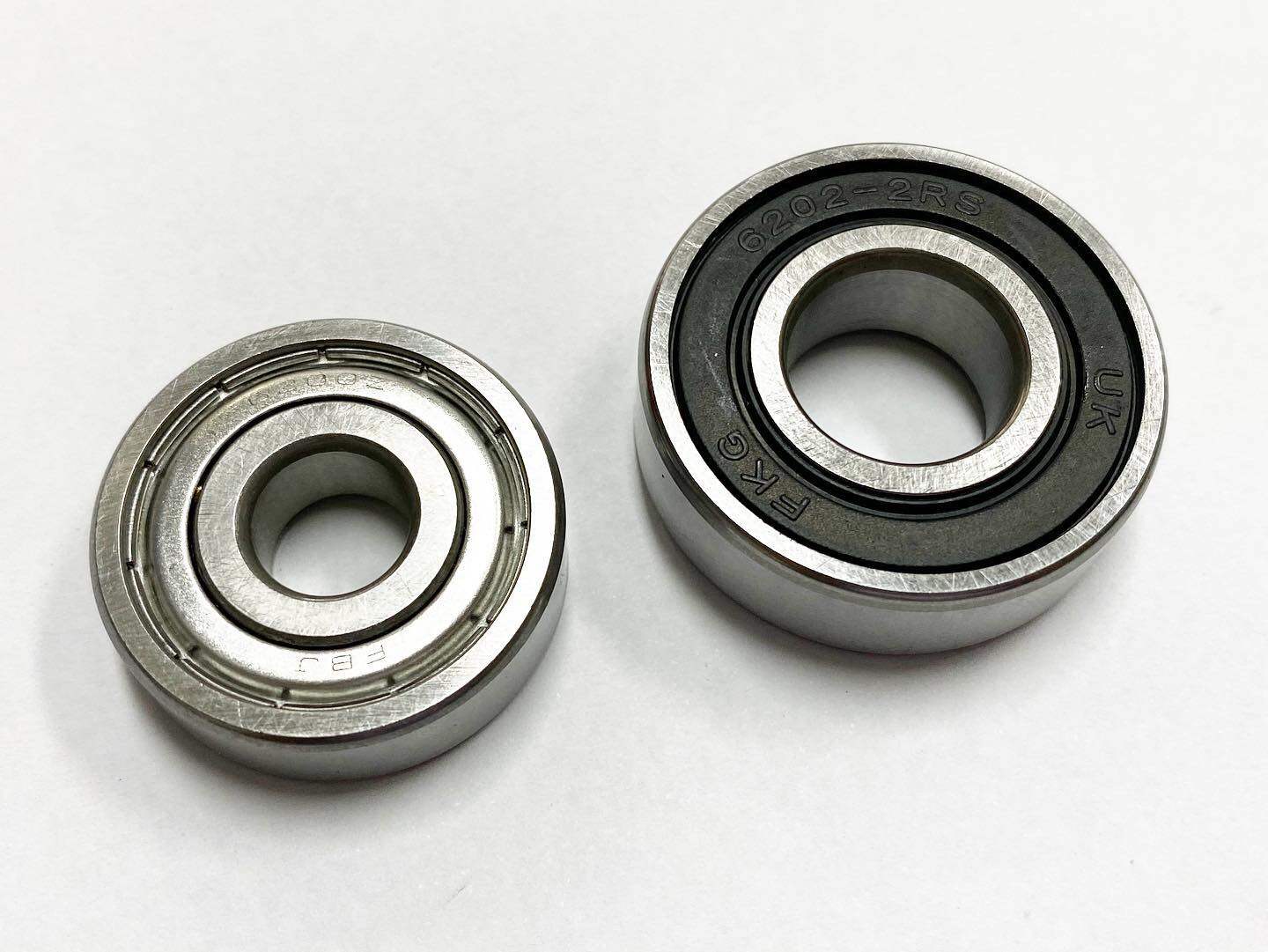 ตลับลูกปืินหัวท้าย bearing #6200 และ #6202 สำหรับทุ่น มากีต้า เรียวบิ MAKITA HM1201, HM1301, 2414, MT240, MT243, RYOBI C356, C356N รับประกันใช้งานได้ดี จำหน่ายอะไหล่มามากกว่า 40 ปี