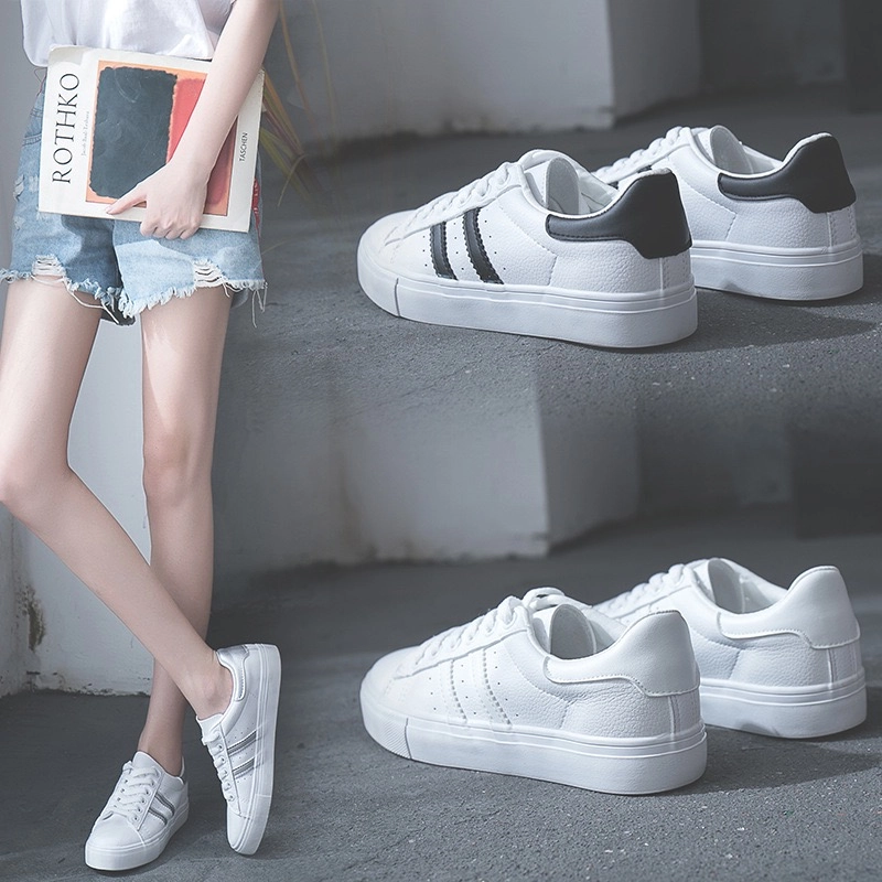 ภาพหน้าปกสินค้ารักรองเท้าสีขาวเล็ก ๆ น้อย ๆ ในฤดูใบไม้ผลิและฤดูร้อนปี 2020นักเรียนเกาหลีใหม่รองเท้าลำลองรองเท้าผ้าใบรองเท้าผ้าใบผู้หญิง NO.161