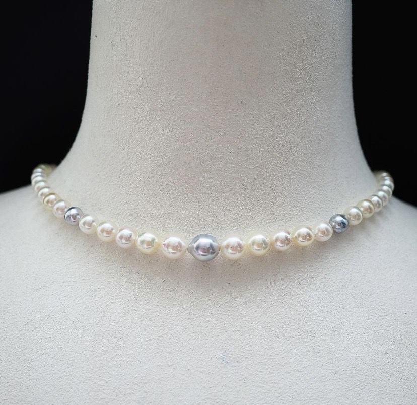 Vetiver Pearl Baroque akoya pastel color necklace