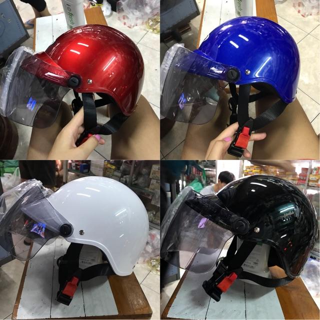 รับเก็บเงินปลายทางหมวกกันน็อคเปิดหน้า V-tech รุ่นเปิดหน้า หมวกกันน็อค หมวกกันน็อคเด็ก หมวกกันน็อคผู้ใหญ่ หมวกกันน็อค 3 กระดุม หมวกกันน็อคเต็มใบ  หมวกกันน็อคครึ่งใบ ของแท้