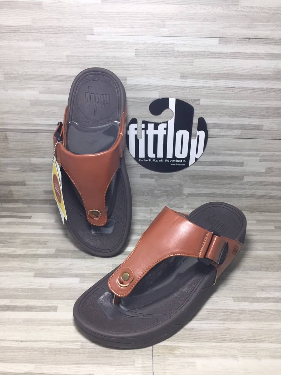 Fitflop Men รองเท้าเพื่อสุขภาพของคุณผู้ชาย นิ่มเบาสบาย ใส่ได้ทั้งวัน