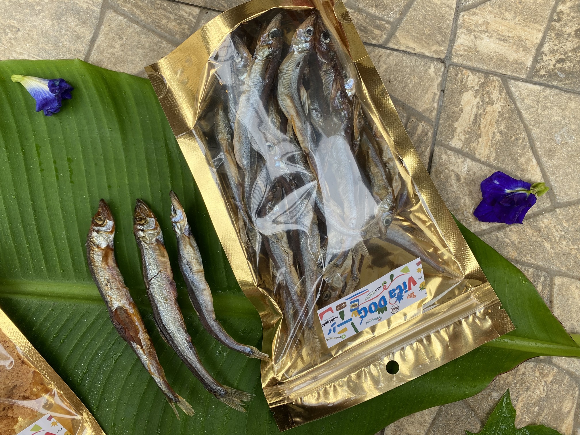 ปลาไข่ Shishamoชิชาโมะทั้งตัว ขนมหมาแมว เนื้อปลาไข่แท้ 100% เต็มๆถุงละ100g