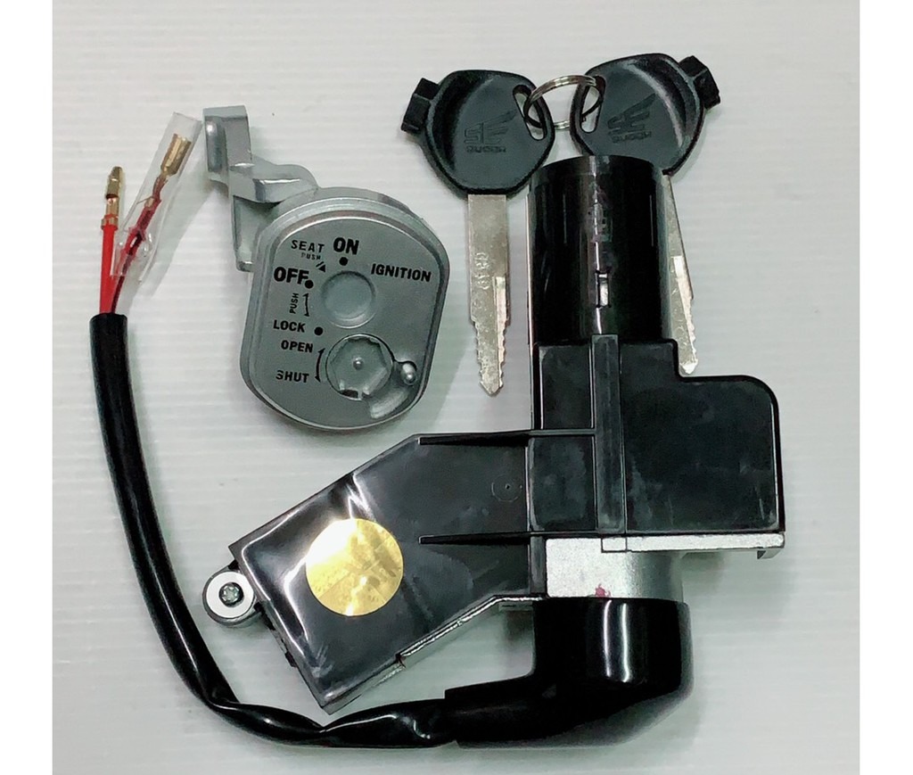 โปรโมชัน สวิทช์กุญแจ เวฟ125S-ปี2005(ไฟเลี้ยวบังลม) สายไฟ2เส้น เกรดA ราคาถูก สายไฟบ้าน สายไฟรถยนต์ สายไฟฟ้าสีดำ สายไฟต่อพ่วง
