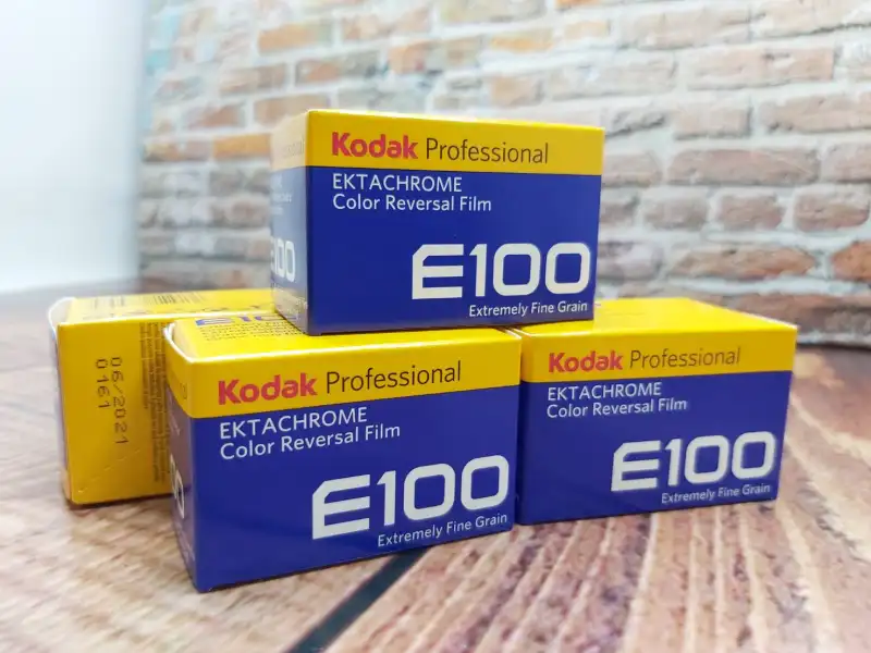 ภาพหน้าปกสินค้าฟิล์มสไลด์ Kodak E100 ฟิล์มบูด หมดอายุ 06/2021 จากร้าน Keang_18 บน Lazada