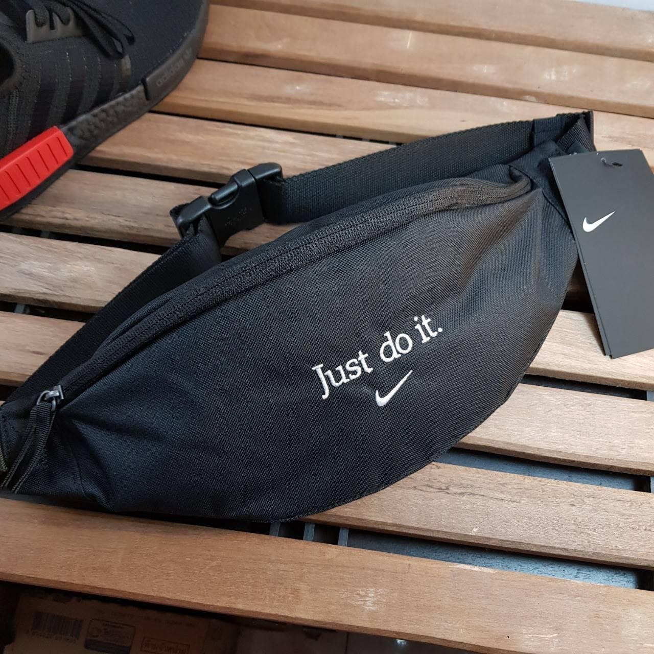 กระเป๋า Nike ไนกี้ กระเป๋าคาดเอว คาดอก กระเป๋าสะพายไหล่ BAG ของแท้