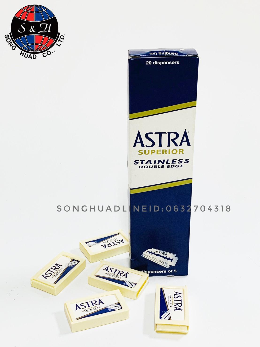 ASTRA ใบมีดโกนสแตนเลส ตราแอสตร้า ใบมีดโกนหนวด 2 คม 1 กล่อง (20 กล่องเล็ก รวม 100 ใบ) ใบมีดบางและคม สินค้าคุณภาพดี ของแท้นำเข้าจากประเทศรัสเซีย