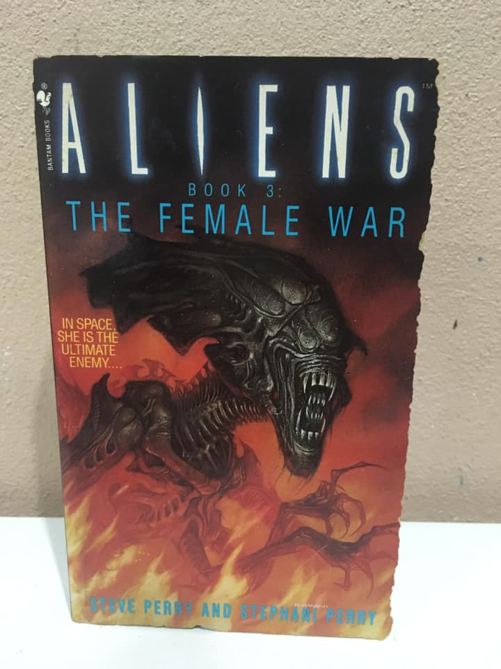 ALIENS Book 3 : The Female War