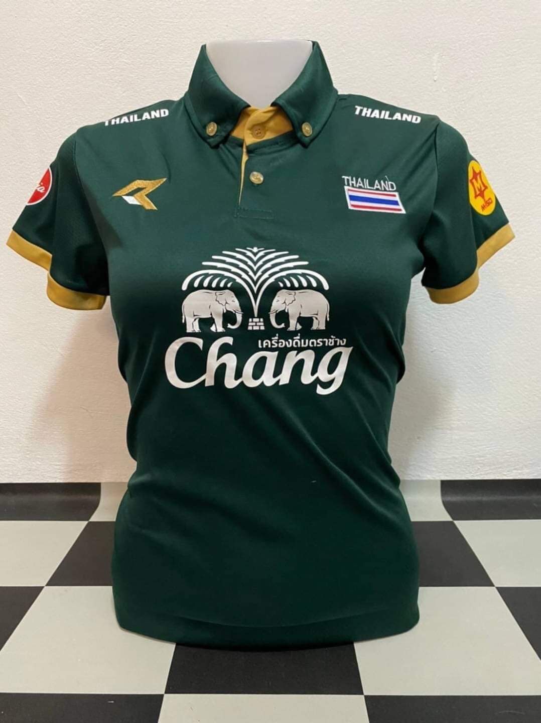 New เสื้อกีฬาหญิงทีมไทยแลนด์ คอปก สีเขียว ขนาดฟรีไซร์ อก32-38 ทรงเข้ารูป ยาว24.5