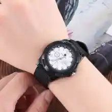 ภาพขนาดย่อของภาพหน้าปกสินค้าซื้อ1แถม1 นาฬิกาข้อมือ สำหรับคุณผู้ชาย จากร้าน Better Mall 1610502128 บน Lazada