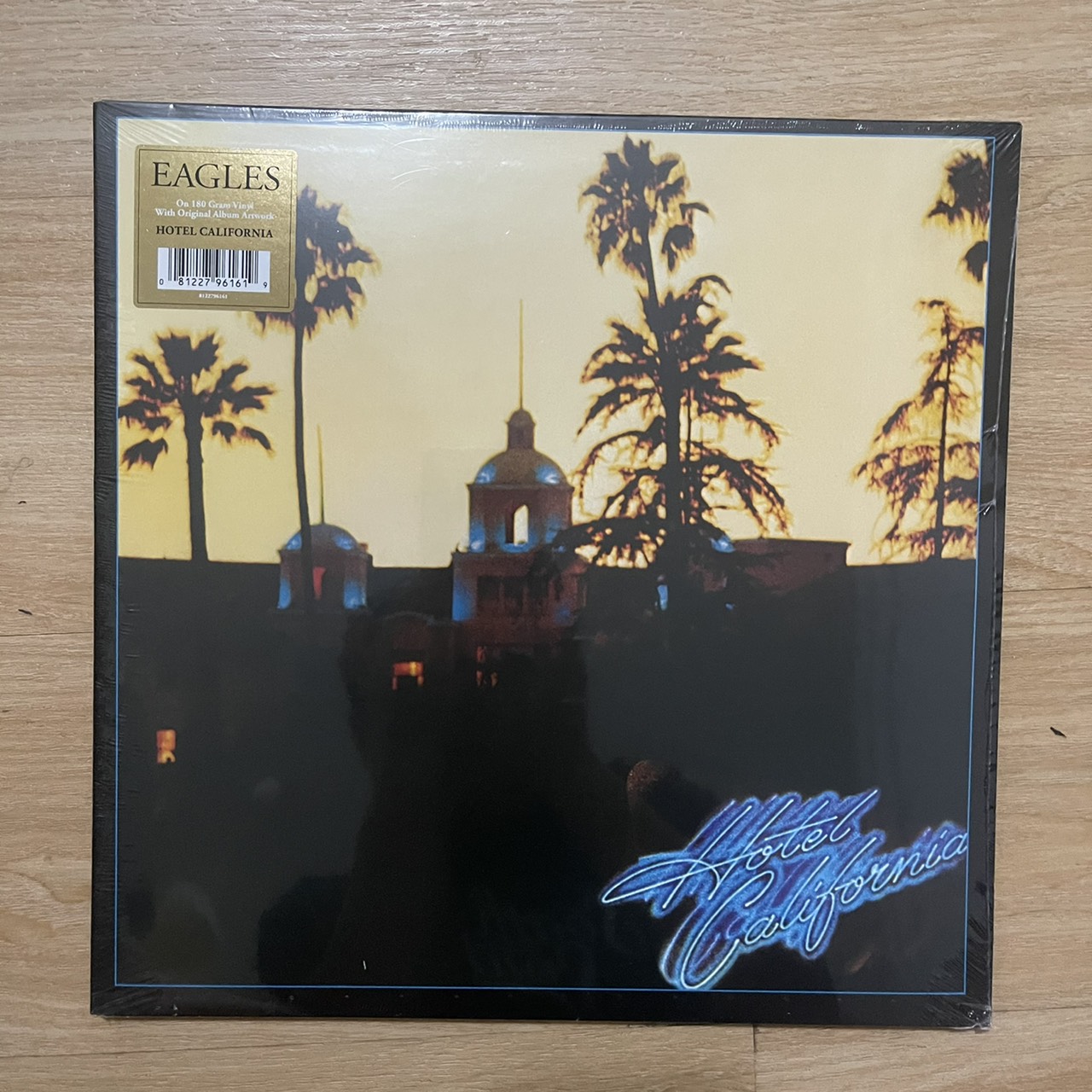 แผ่นเสียง the Eagles อัลบั้ม  Hotel​ califonia/ 180​ grams /made in E.U. แผ่นเสียงใหม่ สภาพซีล
