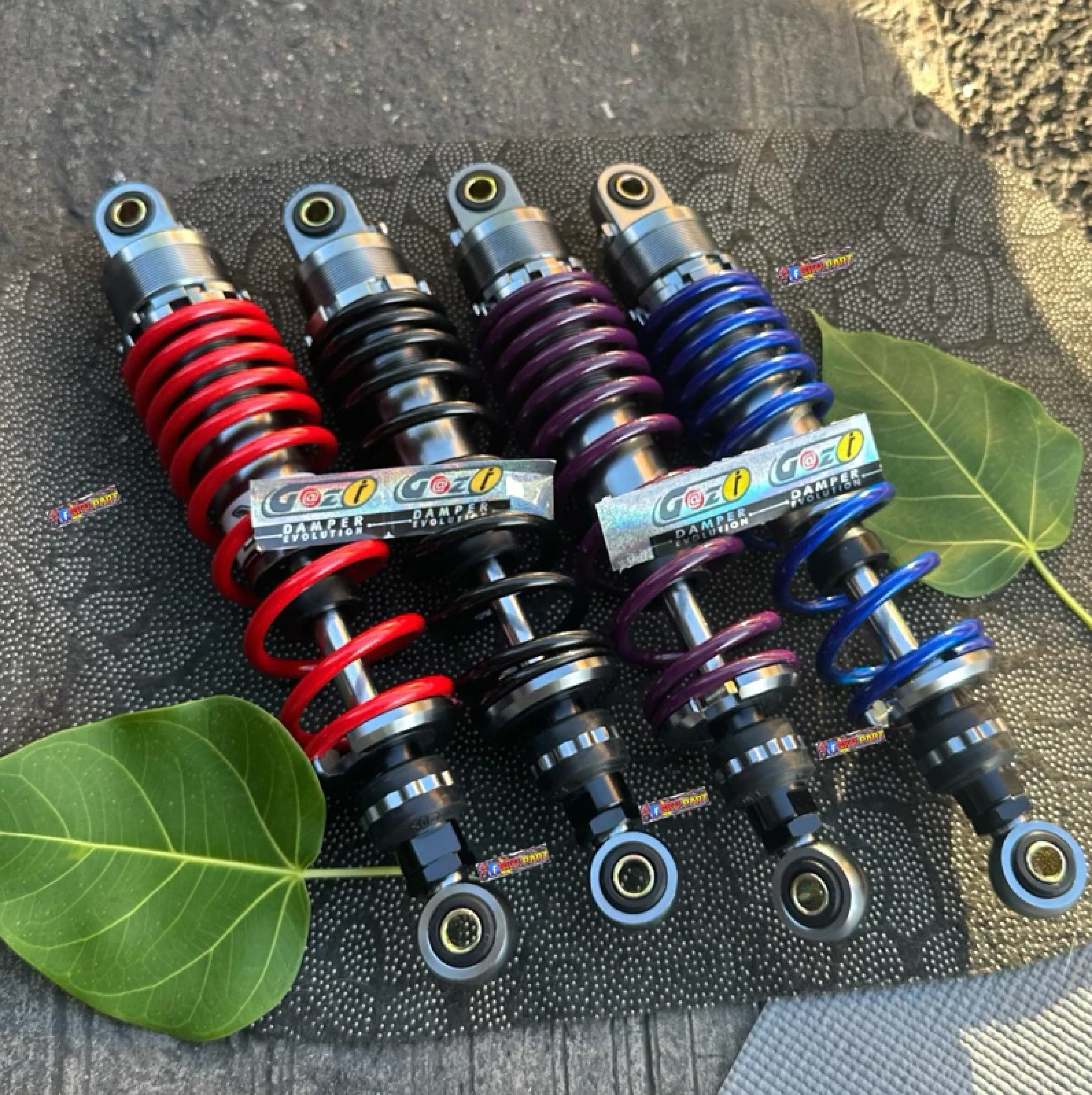(Fast Delivery) Rear Shock Absorber, Large Spring, Large Shaft 320mm, Free Gas Sticker, Price Per 1 Pair, Wave Rear Shock Absorber, Pair, Wave Shock Absorber, Height 320 Mm, Product Taken from Real Work, Items Ready for Delivery. Shobi Rear Shock Absorber