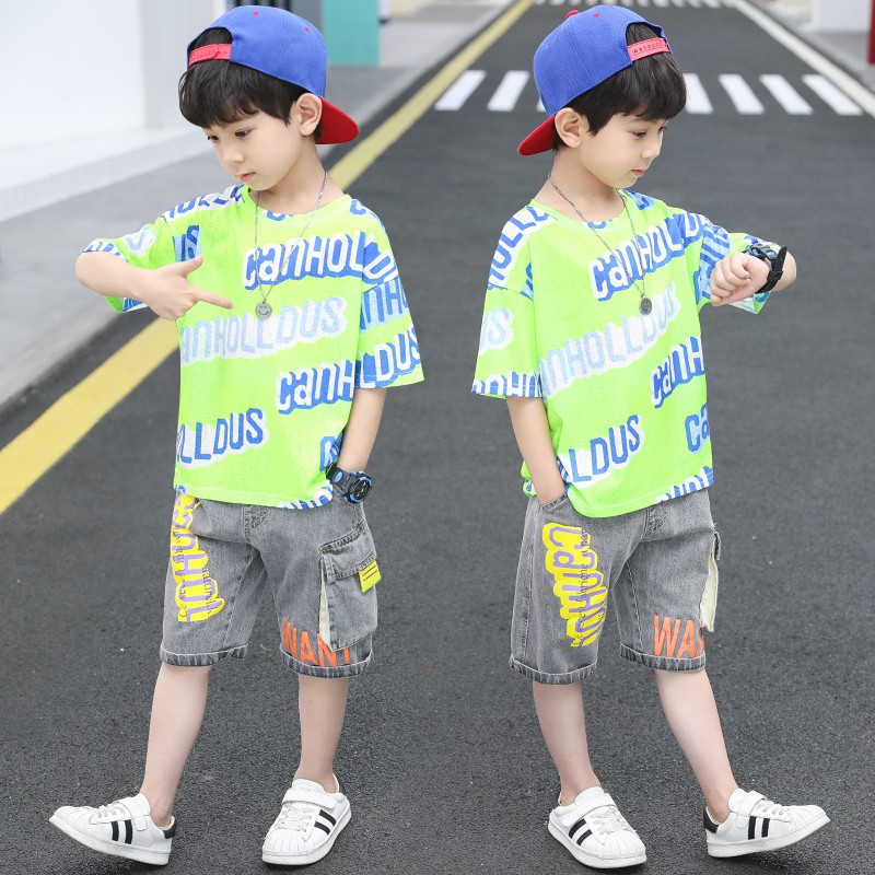 ของแท้เวอร์ชั่นเกาหลีใหม่ของชุดฤดูร้อนเด็กชาย2021ฤดูร้อนเด็กใหญ่สบายแขนสั้นสบายๆห้ากางเกงสองชิ้น
