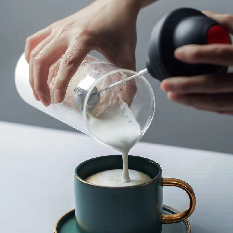 Milk frother ที่ตีฟองนม ที่ตีฟองนมกาแฟ แก้วตีฟองนมไฟฟ้า ที่ปั้มฟองนม ที่ปั่นฟองนม ที่ทำฟองนม ที่ตีฟองนมมือ เครื่องทำฟองนม ที่ตีไข่ T1553