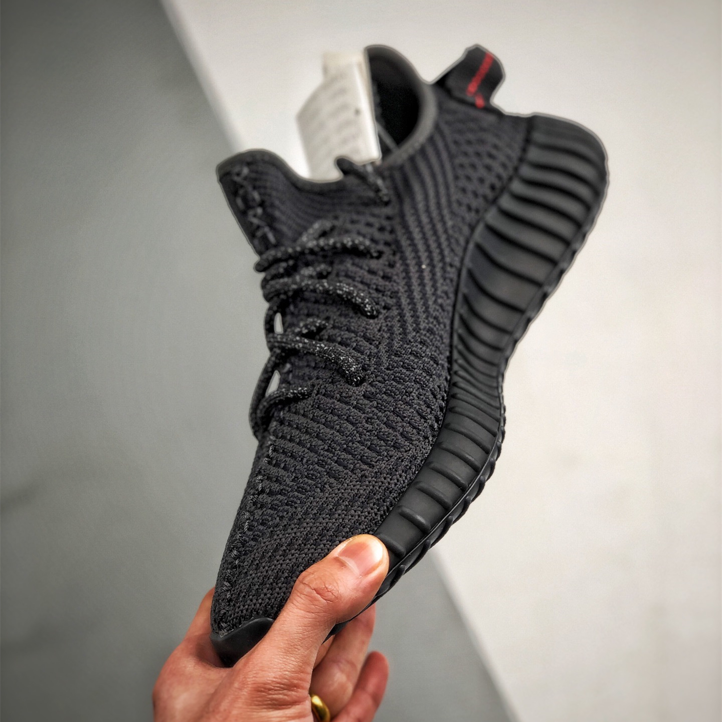 AUTHORIZED STORE ADIDAS ORIGINALS YEEZY BOOST 350 V2 RUNNING SHOES