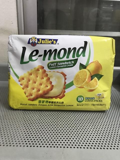 Julie’s Le-mond  Flavoured Cream Puff sandwich ขนมปัง แครกเกอร์ ไส้ครีมมะนาว