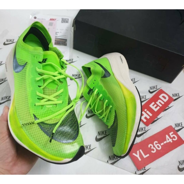 โปรโมชั่น Nike ZoomX Vaporfly Next% รองเท้าวิ่งมาราธอนสุดเท่ ใส่วิ่งอย่างดี ลดกระหน่ำ รองเท้า วิ่ง รองเท้า ฟุตบอล รองเท้า แบดมินตัน รองเท้า กอล์ฟ