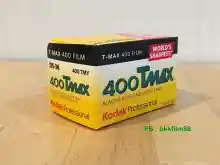 ภาพขนาดย่อของภาพหน้าปกสินค้าฟิล์มขาวดำ Kodak T-Max 400 Professional 35mm 135-36 Black and White Film 400Tmax Tmax ฟิล์ม ฟิล์มถ่ายรูป จากร้าน bkkfilm88 บน Lazada