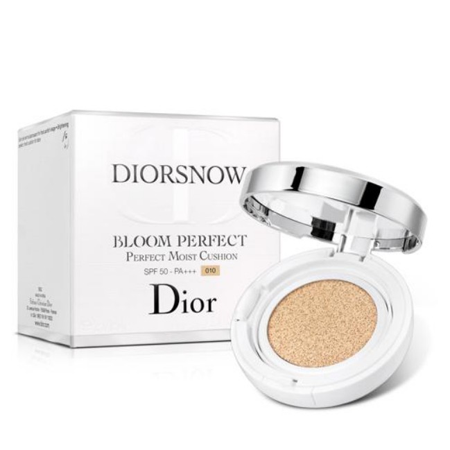 Dior snow Bloom Perfect Brightening Perfect Moist Cushion #10 SPF50 PA+++ คุชชั่นดิออ Free 1 รีฟืล 2x15g