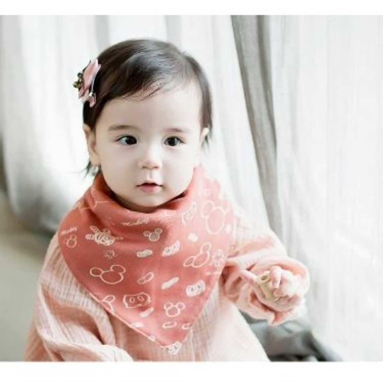 【นำเข้าขายร้อน】▣☢ Ruling ผ้ากันเปื้อนเด็ก สไตล์เกาหลี (สีแดง-เหลือง-เขียว)