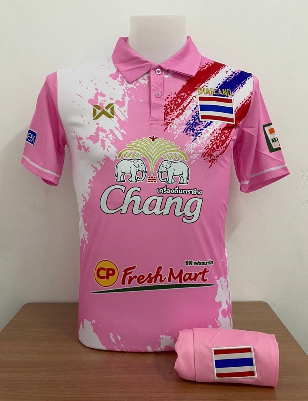 ชุดฟุตบอลทีมชาติไทย 2021-2022 ได้ทั้ง เสื้อ+กางเกง
