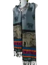 ภาพขนาดย่อของภาพหน้าปกสินค้าasia scarfผ้าพันคอผ้าคลุมไหล่ลายช้างไทยผ้าทอของฝากผ้ารับไหว้ลายใหม่เก็บปลายทางได้คะ จากร้าน Lalascarf บน Lazada ภาพที่ 3