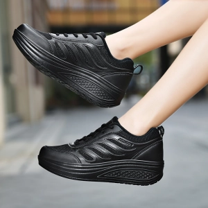 ภาพหน้าปกสินค้ารองเท้าผ้าใบเพื่อสุขภาพแบรนด์ ALI&BOY รุ่นปีกนางฟ้า สีพิเศษ สีดำล้วน ไซส์ 36-40 ที่เกี่ยวข้อง
