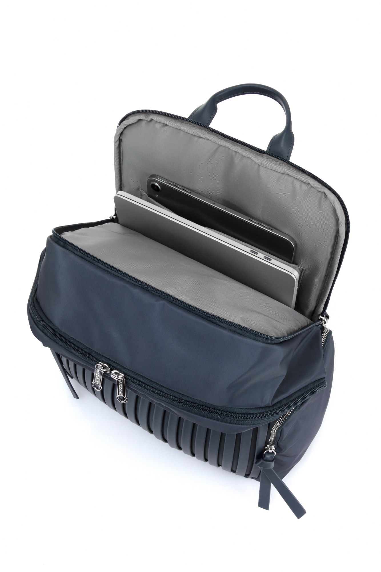 AMERICAN TOURISTER กระเป๋าเป้สะพายหลังใส่โน๊ตบุ๊ค 14 นิ้ว รุ่น PAISLEY