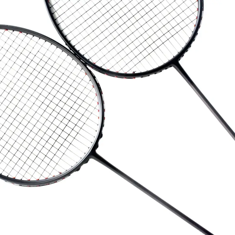 ภาพหน้าปกสินค้าคาร์บอนไฟเบอร์ ใช้เวลานาน เล่นแบดมินตัน ลูกแบดมินตัน ไม้แบดมินตัน 4U สินค้ากีฬา กีฬาและกิจกรรมกลางแจ้ง ไม้แบดมินตันคาร์บอน 6U ตีได้นาน,ทนทาน แสงซุปเปอร์ Badminton Racket จากร้าน 99 Sportswear Select Shop บน Lazada