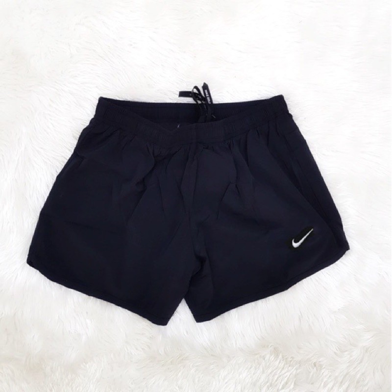 Nike - จาก 890 กางเกงออกกำลังขาสั้น(มีซับใน)