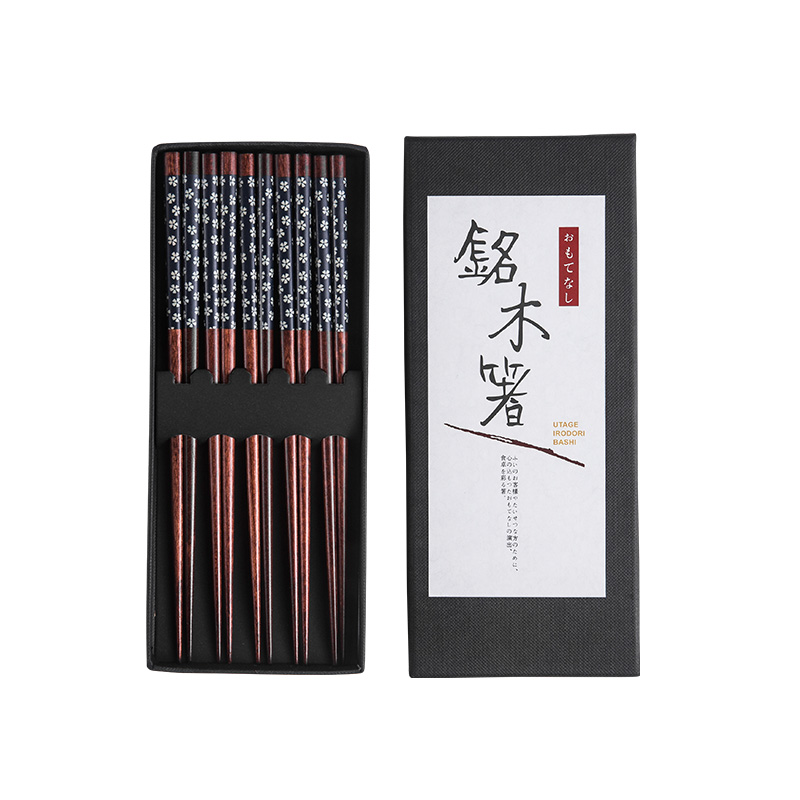 ตะเกียบญี่ปุ่น ตะเกียบไม้ ตะเกียบเกาหลี ตะเกียบ Reusable Wooden Chopsticks 5 Pairs Natural Wood Chopsticks Gift Set Japanese Style Wooden Chopsticks with Gift Box Dishwasher Safe Korean Chopsticks