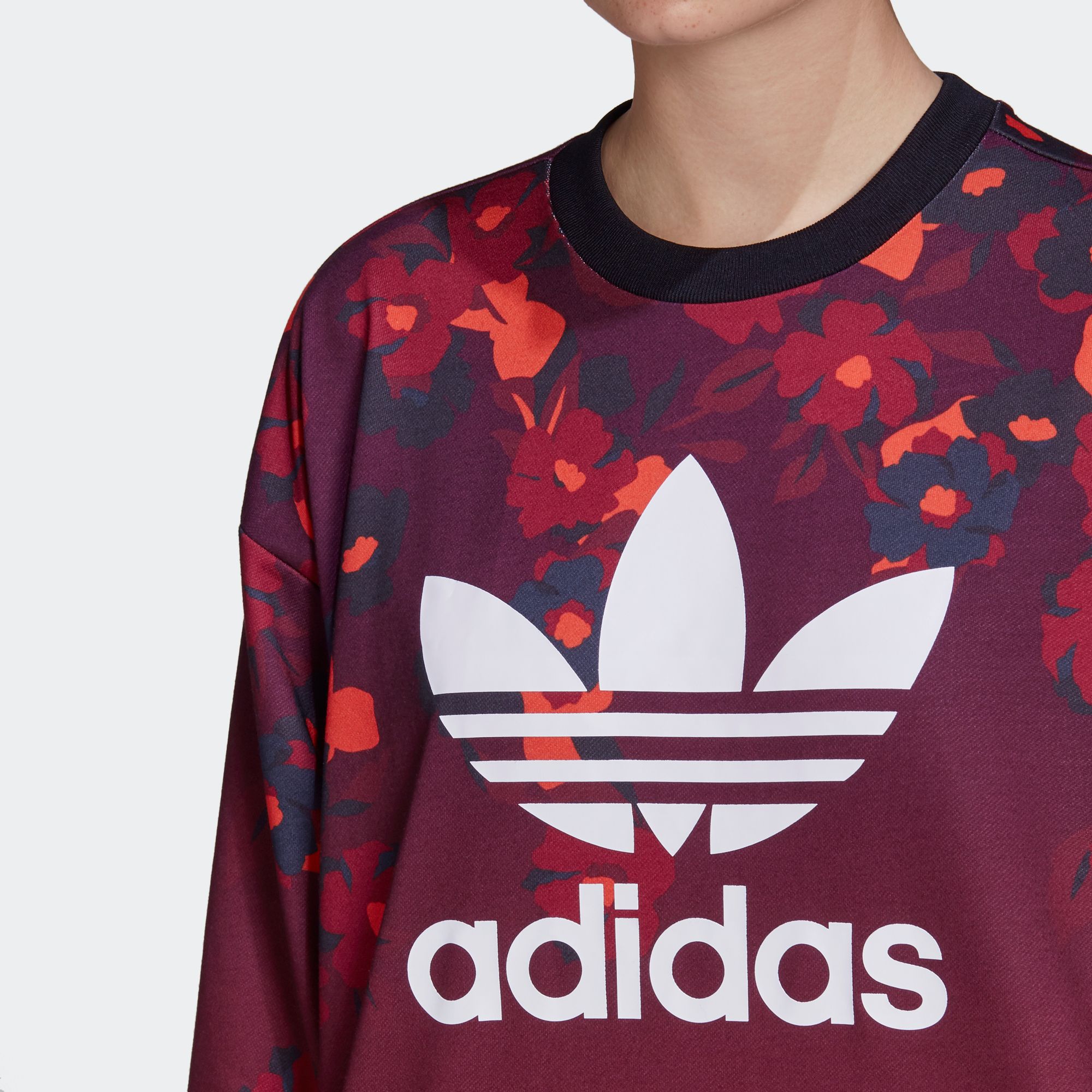 adidas ORIGINALS HER Studio London Crew Sweater ผู้หญิง หลากสี GC6836 -  adidas - ThaiPick
