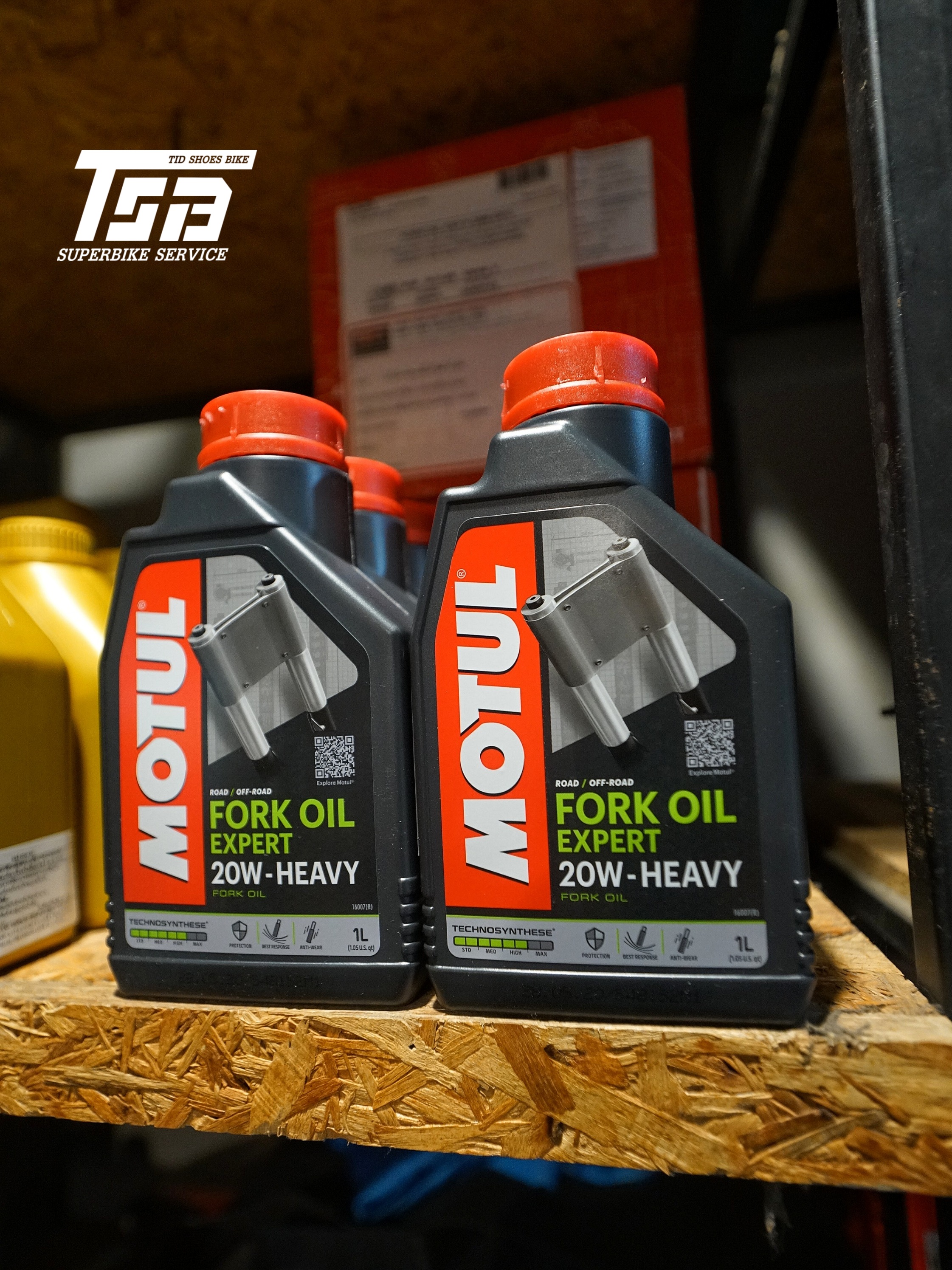 น้ำมันโช๊คอัพ Motul Fork Oil Expert 20W Heavy