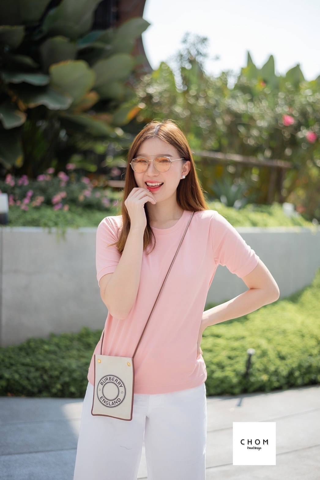 ป้ายแท้ CHOM เสื้อยึดแขนสั้น จ้ำปลายแขน TSHIRTOFFICIAL - TSHIRTOFFICIAL ...