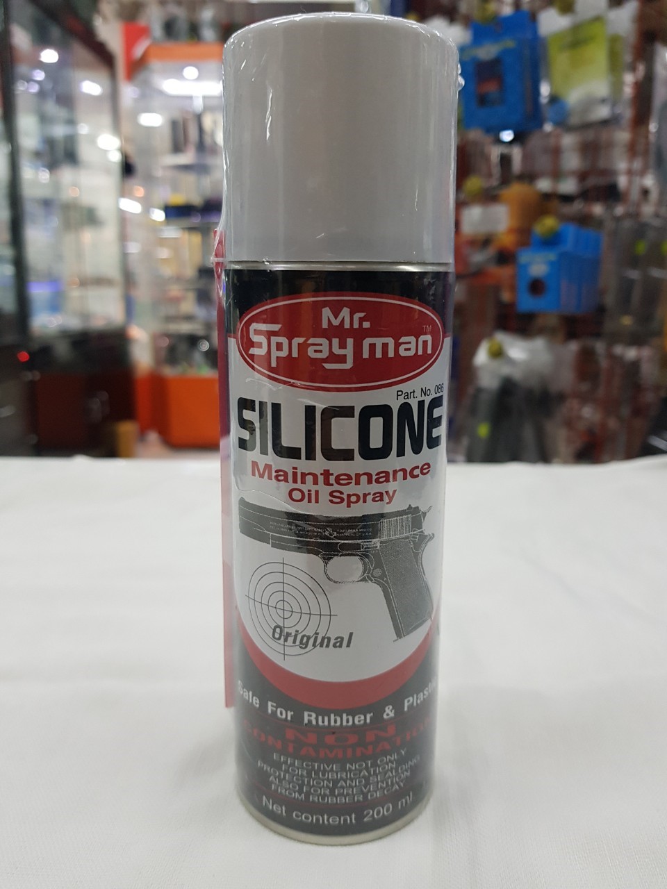 สเปรย์ซิลิโคน Silicone ยี่ห้อ Mr. Spray man สำหรับฉีดดูแลปืนบีบีกันมีปริมาณ 200 ml