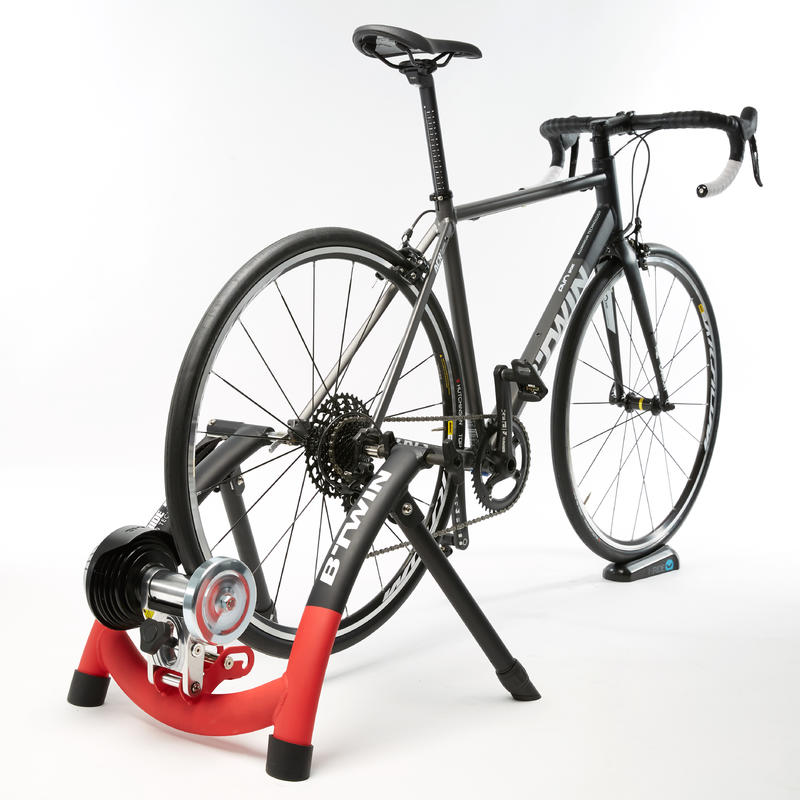 Home cycling trainer