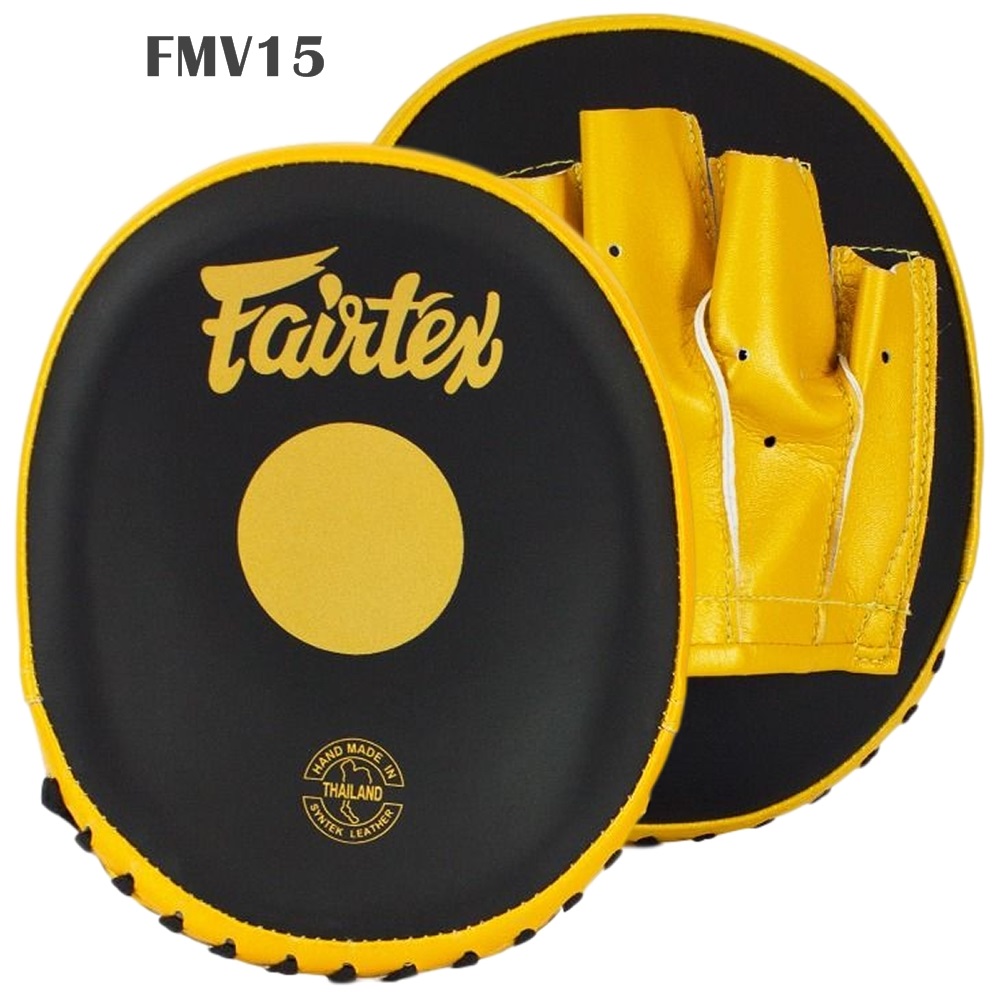 Fairtex focus mitts FMV15 Speed & Accuracy Black-Gold for Training Muay Thai MMA K1 เป้ามือแฟร์แท็กซ์ สีดำ - สีทอง สำหรับเทรนเนอร์ ในการฝึกซ้อมนักมวย