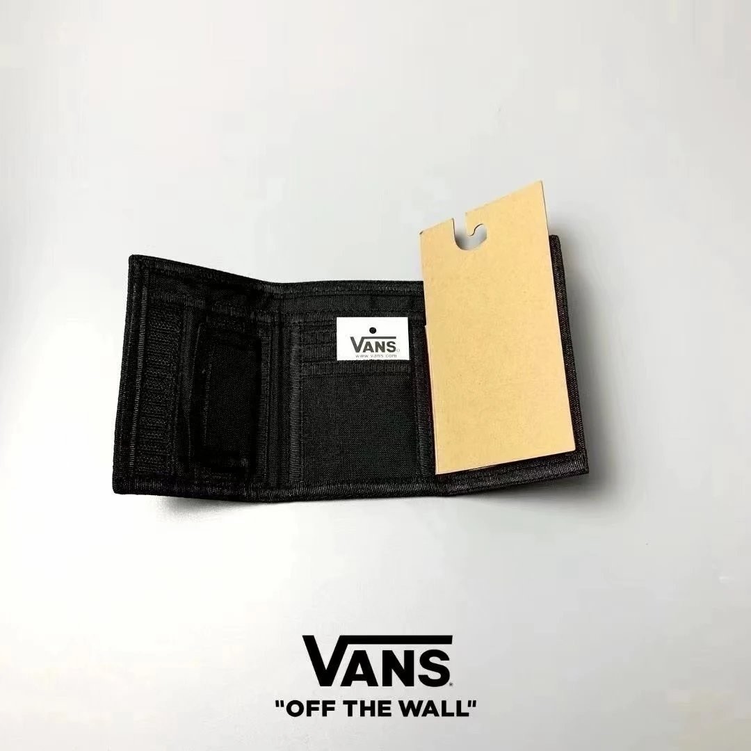 กระเป๋าสตางค์ Vans Slipped Wallet - Black/White ของแท้ พร้อมส่งจากไทย |  Lazada.co.th
