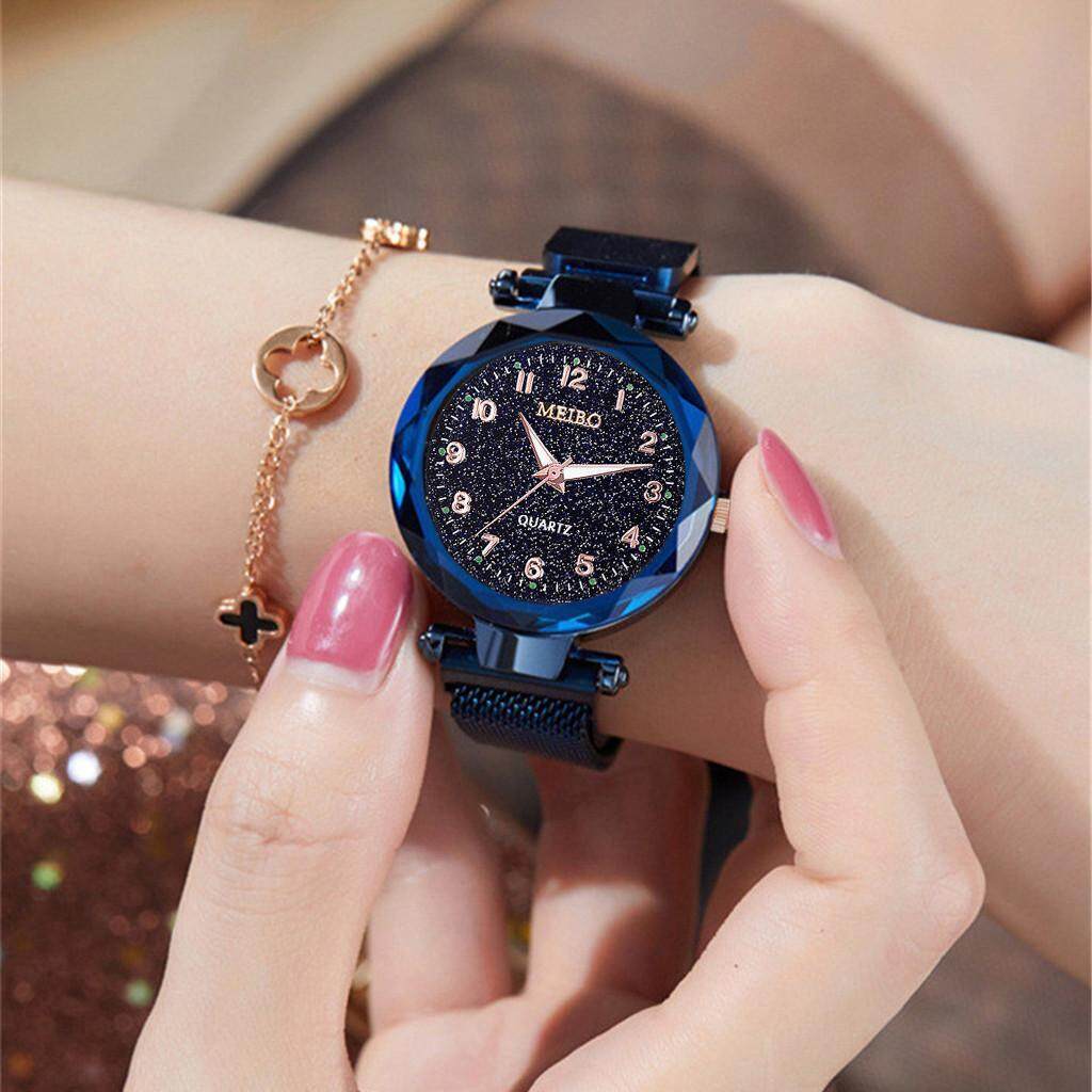 นาฬิกาข้อมือ สำหรับผู้หญิง หน้ากลม แต่งเหลี่ยมเพชร ดูแพง มีหกสี ให้เลือก สายนาฬิกาแบบถัก