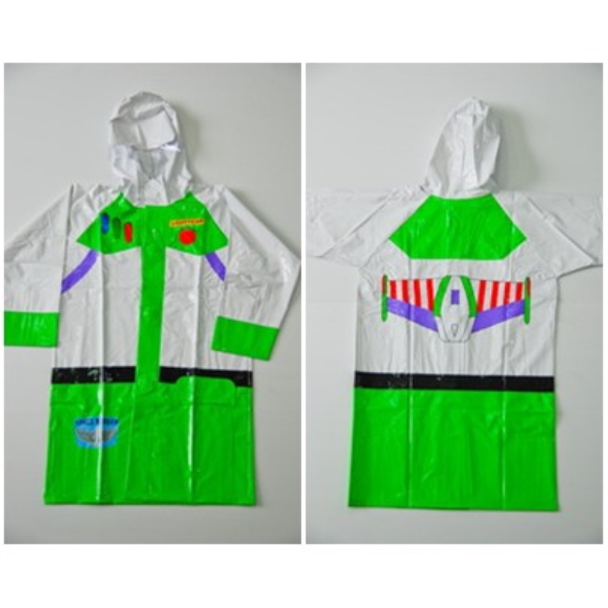 เสื้อกันฝนเด็ก ลาย Buzz Lightyear สีขาวเขียว ผ้าหนา สวยมากๆ มีขนาด SL XL ดูขนาดด้านในค่ะ