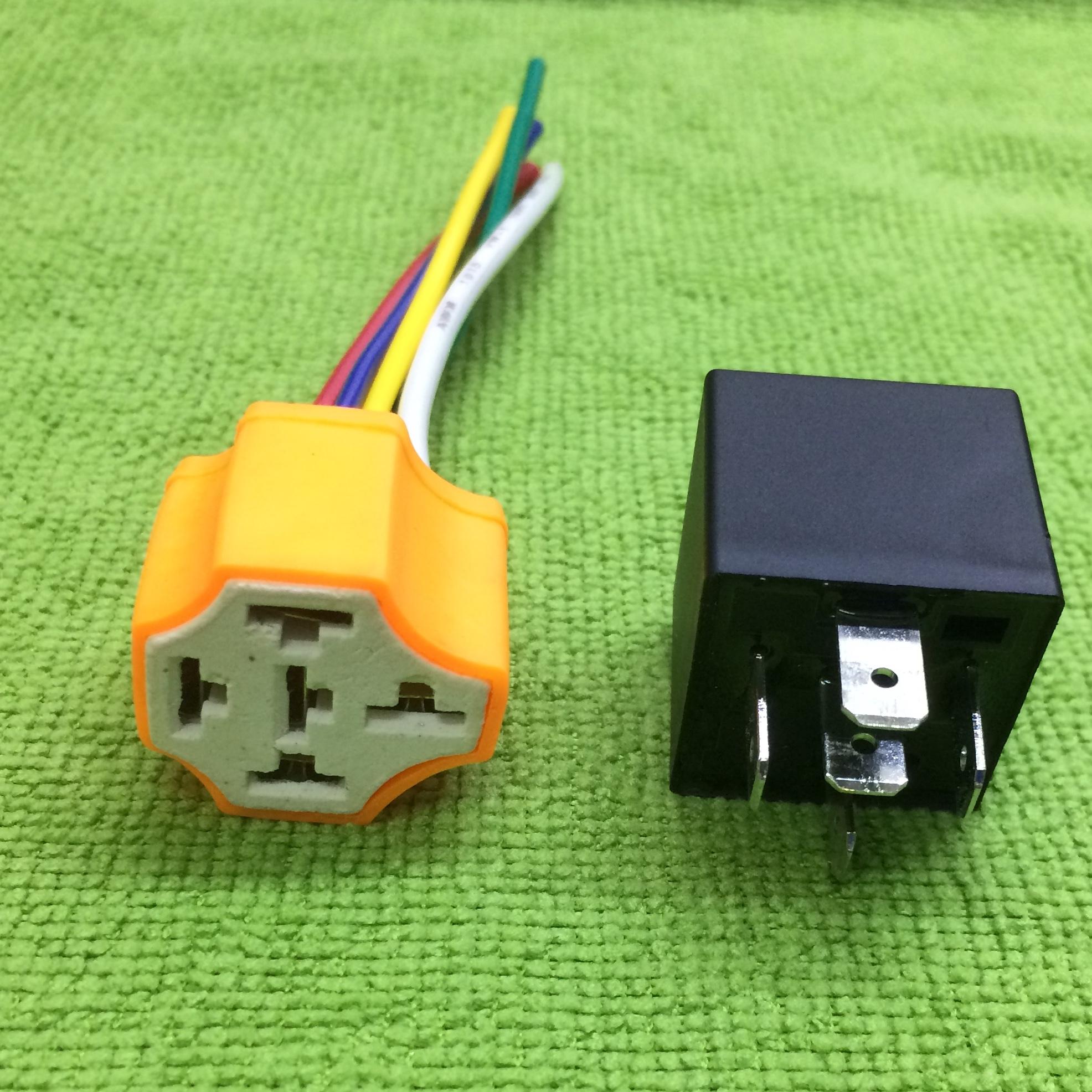 รีเลย์ Relay 12v 40A 5ขาดีเลย์แตร ดีเลย์ไฟหน้ารถยนต์อุปกรณ์ไฟฟ้า 2ตัว(พร้อมปลั๊กดีเลย์ 5สาย)