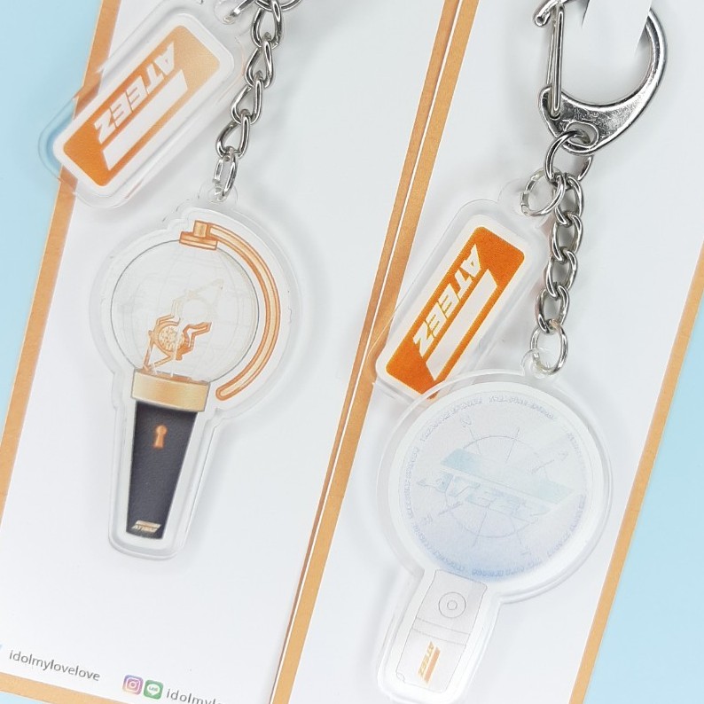 ร้านไทย ส่งฟรี Ateez : Keychain + PIN Lightstickพวงกุญแจ Ateez Newมีเก็บเงินปลายทาง