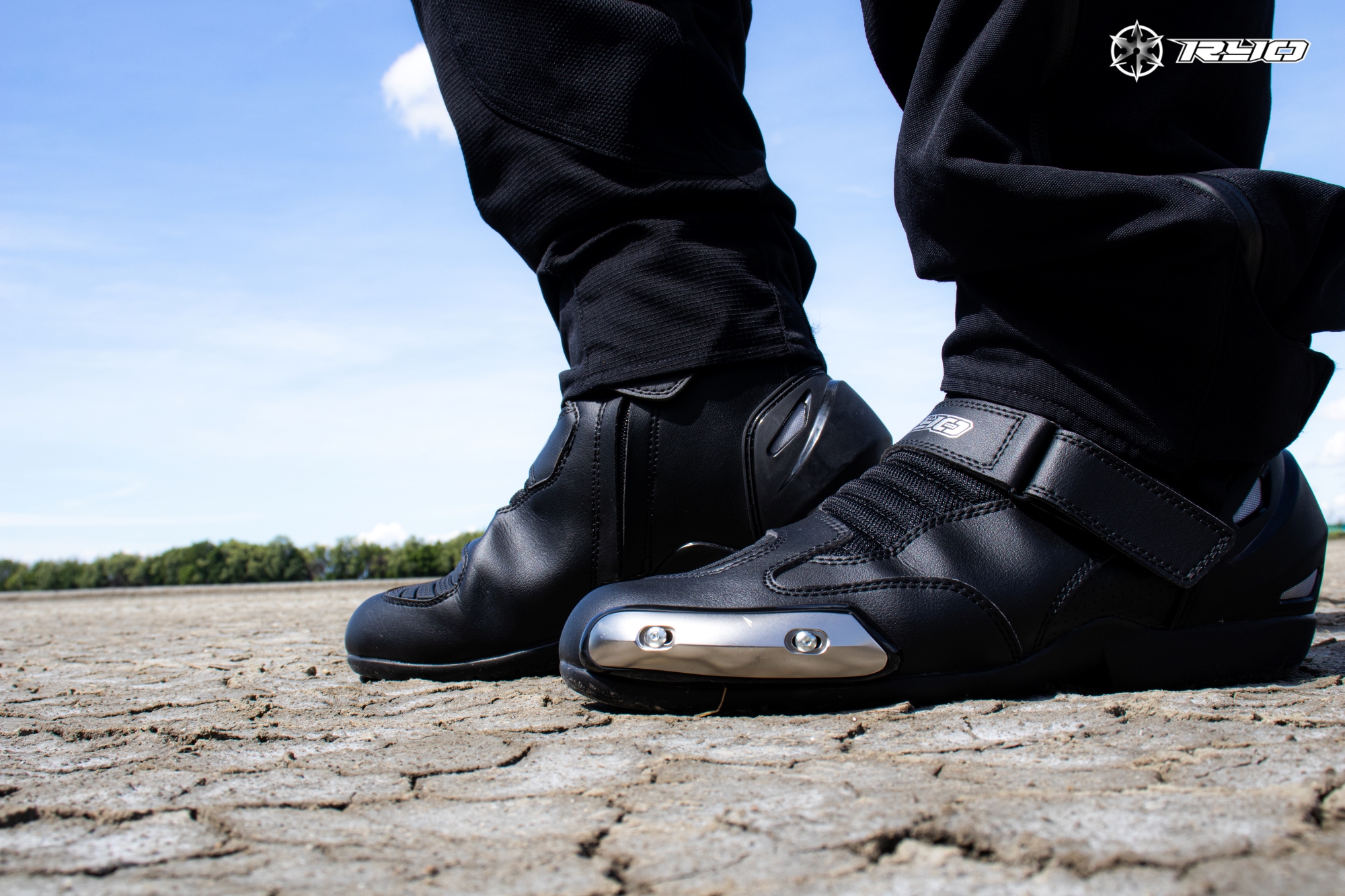 รองเท้ามอเตอร์ไซค์ Boots RYO ONEX - Real Rider - ThaiPick