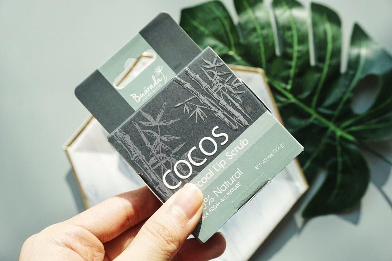 รีวิว Cocos Charcoal Lip Scrub โคโคส ชาร์โคล ลิป สครับ Peggy Beauty Store